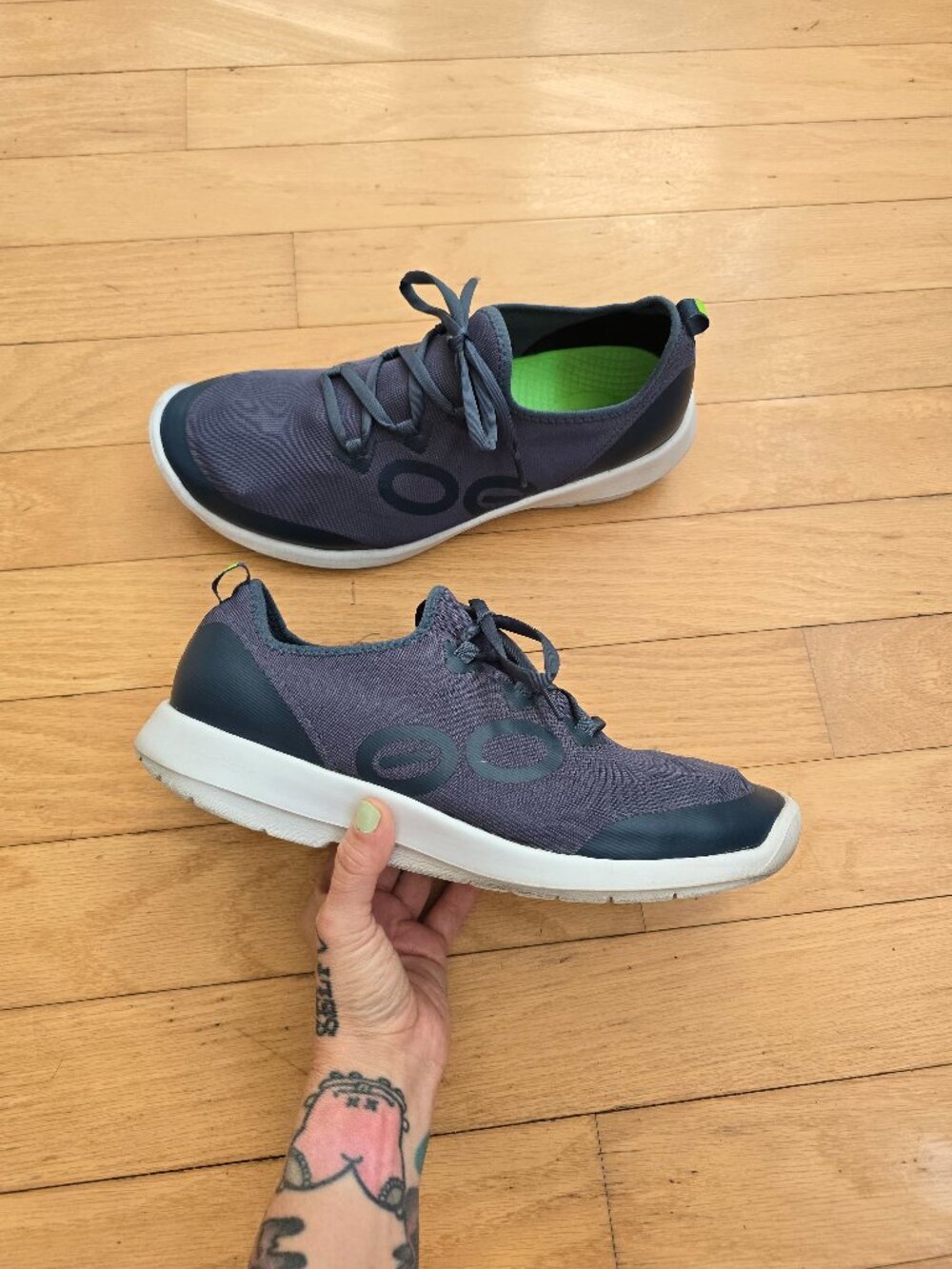 OOFOS | OOmg Sport LS Low navy white recovery sporty sneakers | MENS 12.5